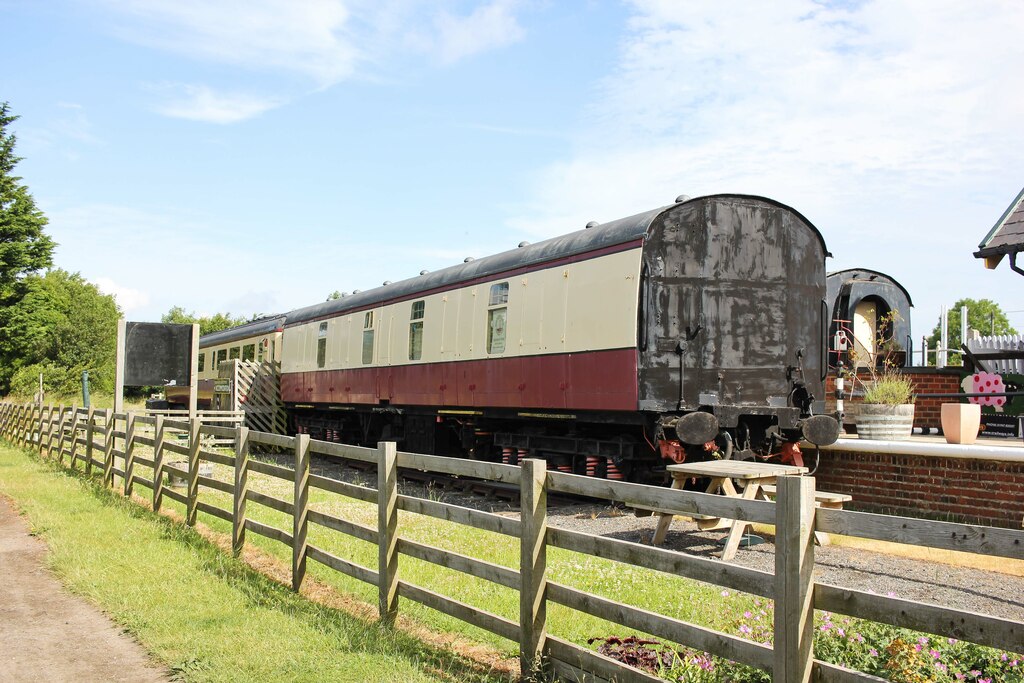 Old Railway Carriages at Hawsker The Cinder Track, also known as the "Scarborough to Whitby Rail Trail" and "Scarborough to Whitby Cinder Track".   © Copyright Jeff Buck and licensed for reuse under this Creative Commons Licence.